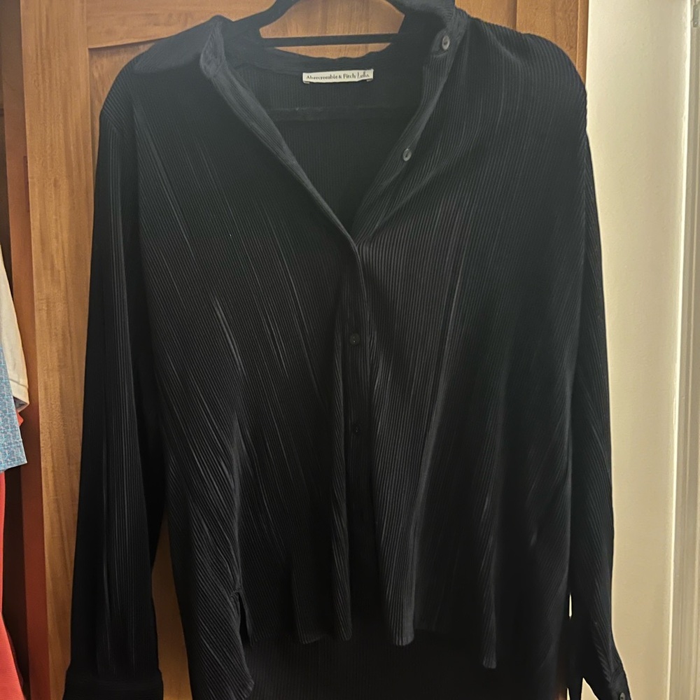Black Pleated Long Sleeve Blouse